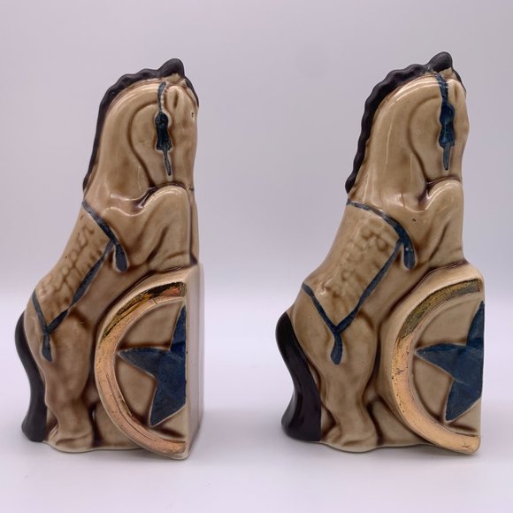 Rearing Horses Salt and Pepper Shakers - Picture 3 of 7